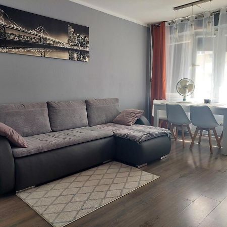 Apartament W18 Mieszkanie Dla Wszystkich Apartment Konin  Ngoại thất bức ảnh